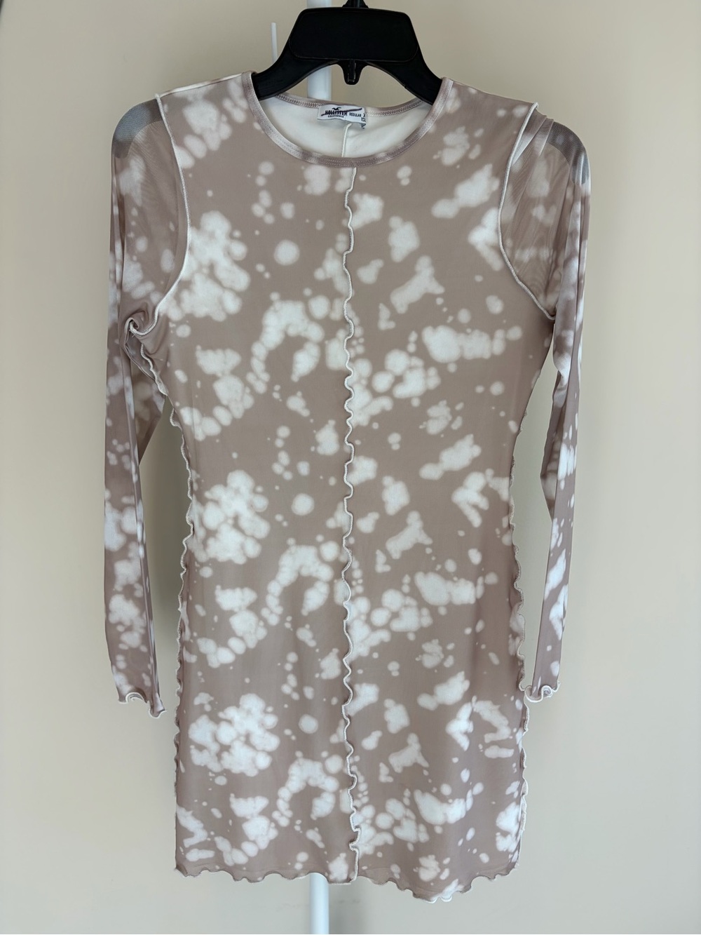 Hollister Taupe and White Tie-Dye Long Sleeve Bodycon Dress